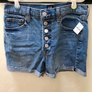 GAP women’s jean shorts